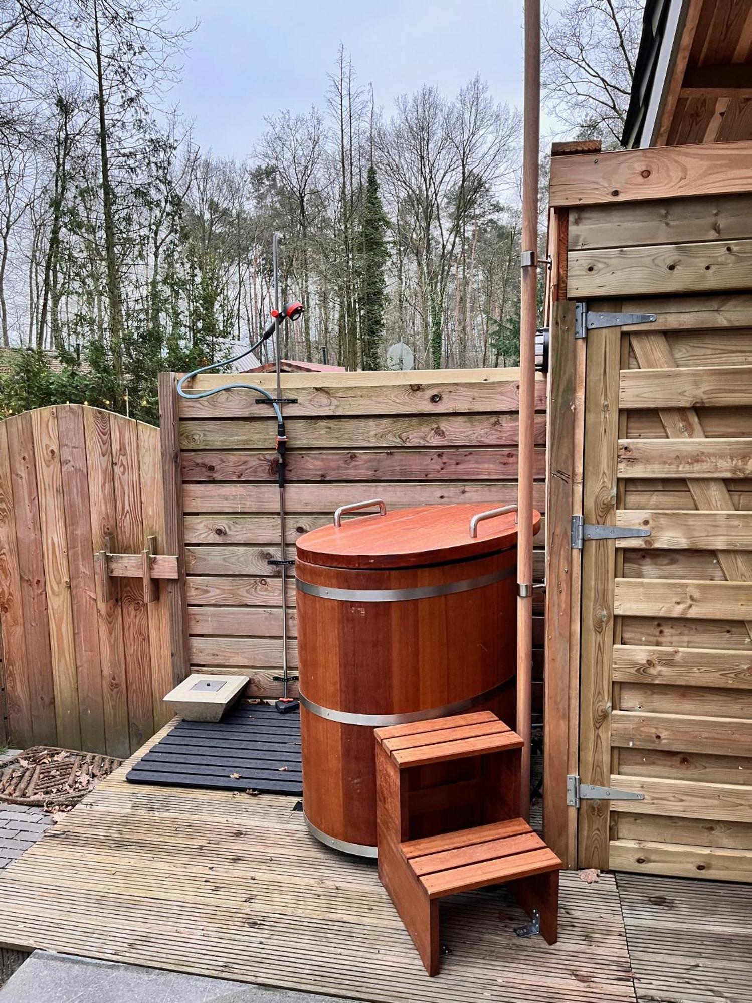 Vakantiechalet Voor 4 Plus 2 Met Sauna Lanaken Dış mekan fotoğraf