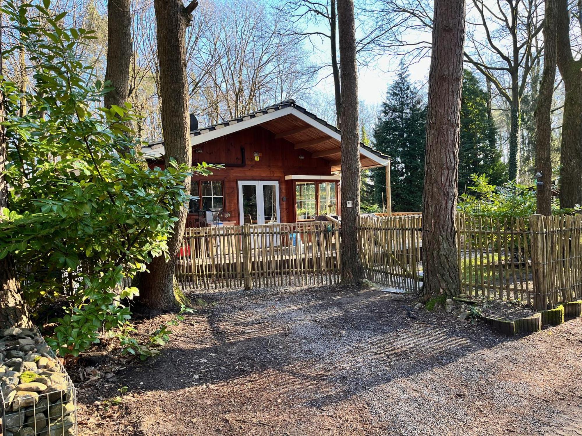 Vakantiechalet Voor 4 Plus 2 Met Sauna Lanaken Dış mekan fotoğraf