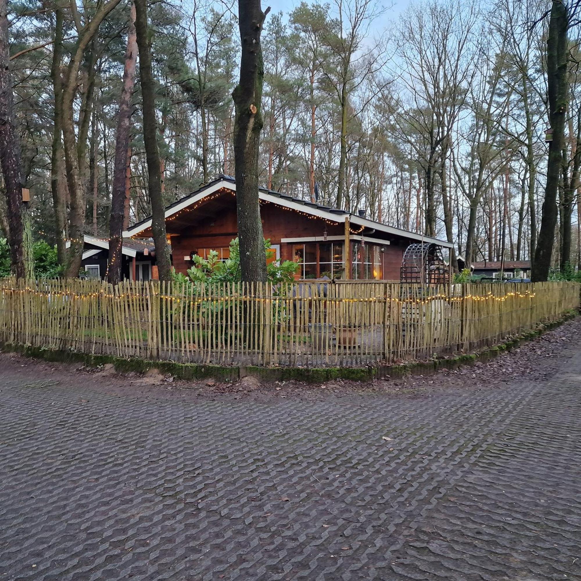 Vakantiechalet Voor 4 Plus 2 Met Sauna Lanaken Dış mekan fotoğraf