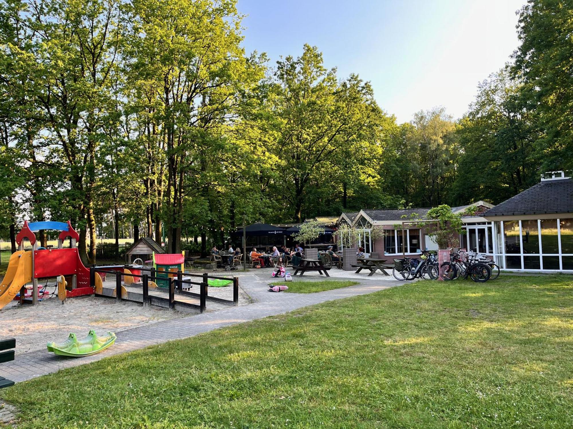 Vakantiechalet Voor 4 Plus 2 Met Sauna Lanaken Dış mekan fotoğraf